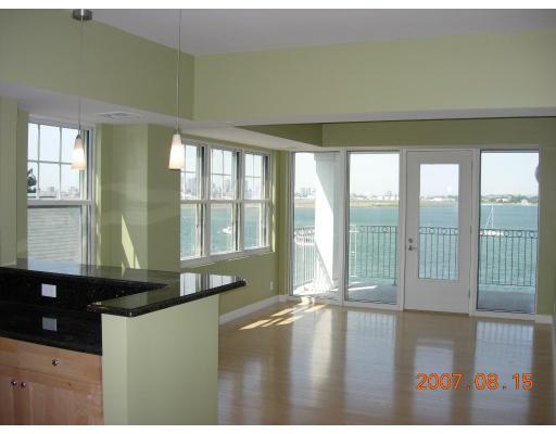 Pleasant St, Winthrop, MA 02152