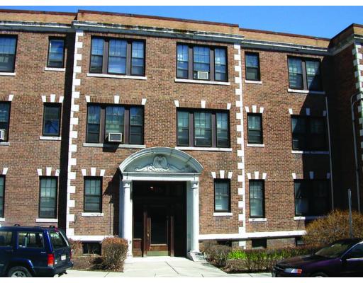 Lanark Rd, Brighton, MA 02135