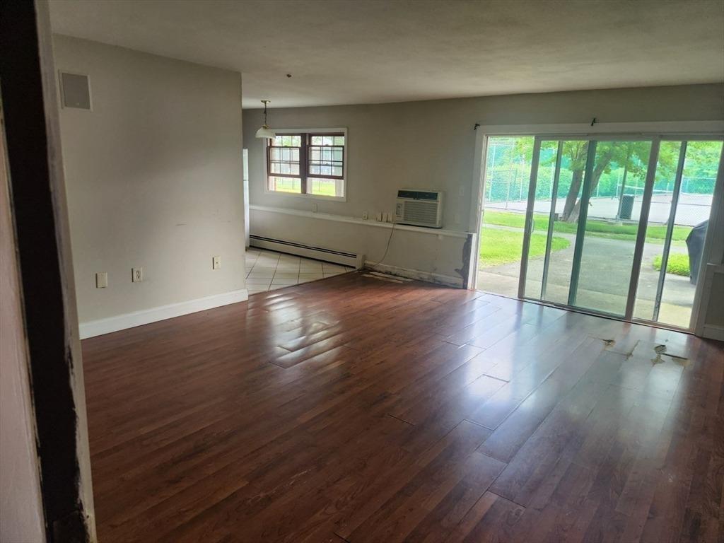 Farrwood Ave, North Andover, MA 01845
