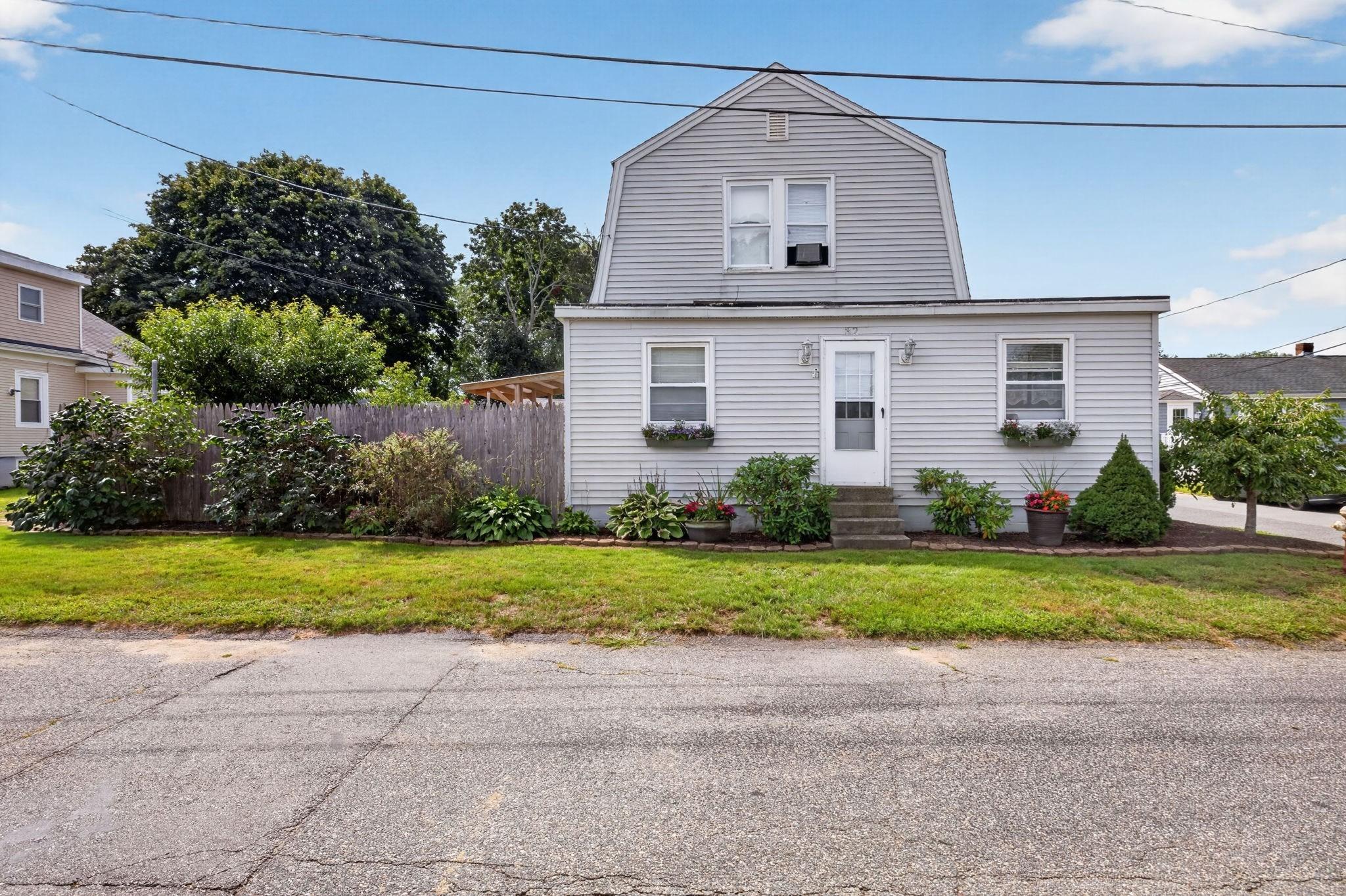 Gardner Ave, Swansea, MA 02777