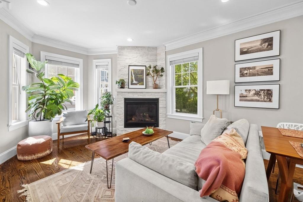 Cliftondale St, Roslindale, MA 02131