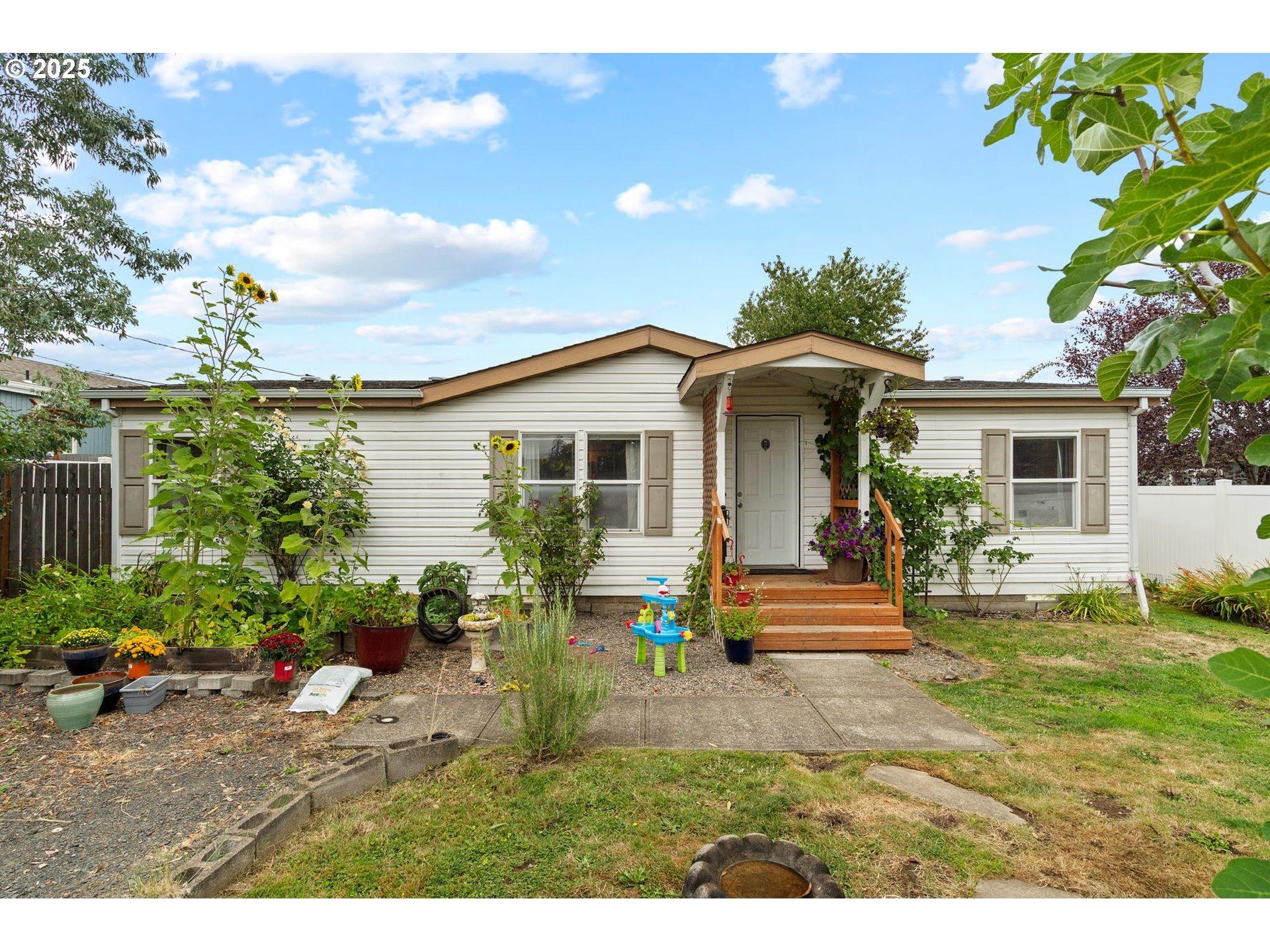 S 10th St, Saint Helens, OR 97051