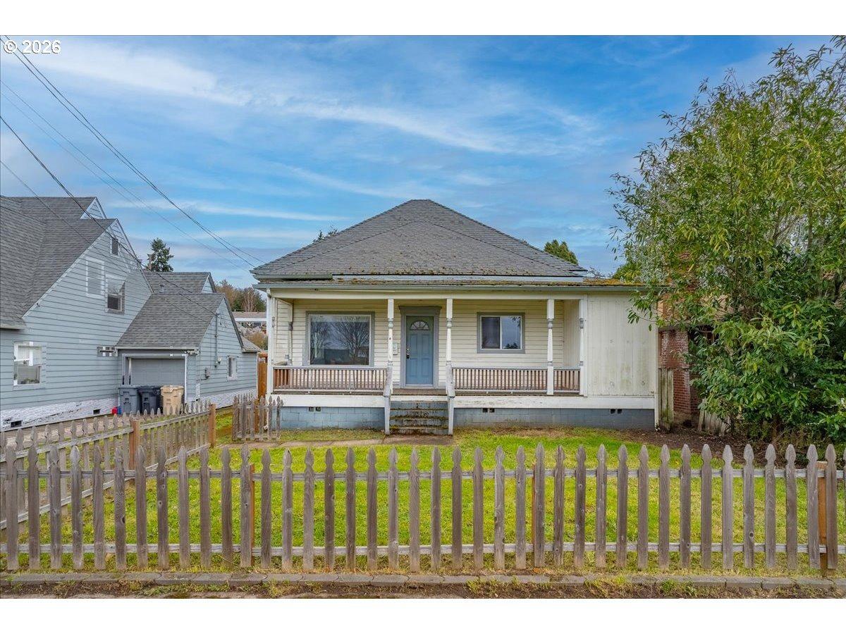 S Main St, Lebanon, OR 97355