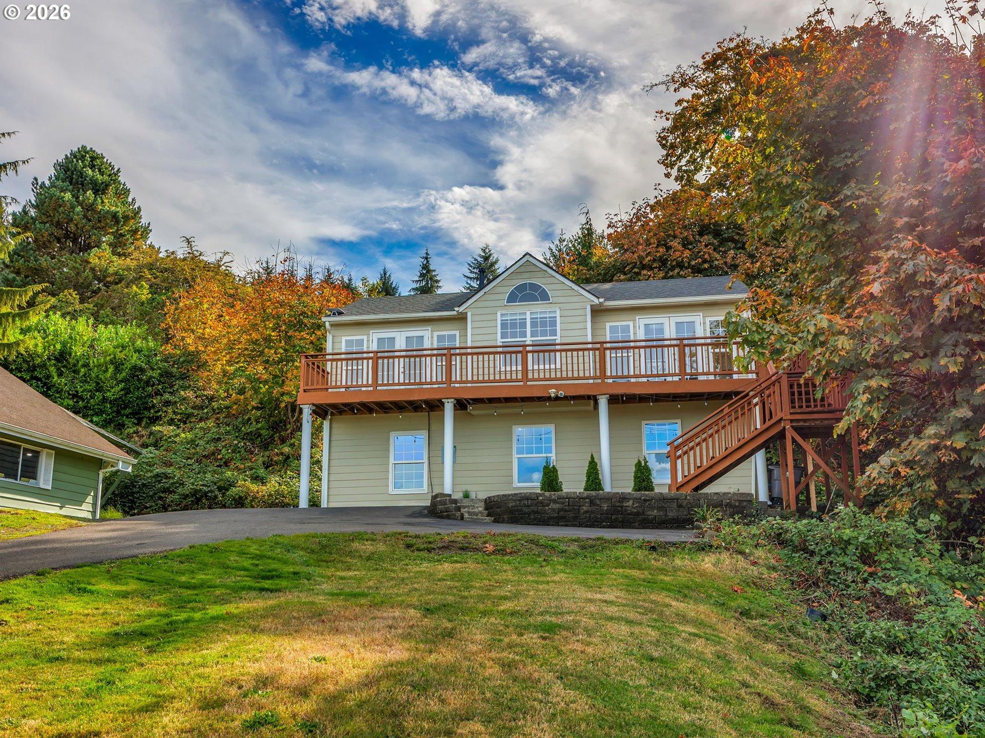 Cedar St, Astoria, OR 97103