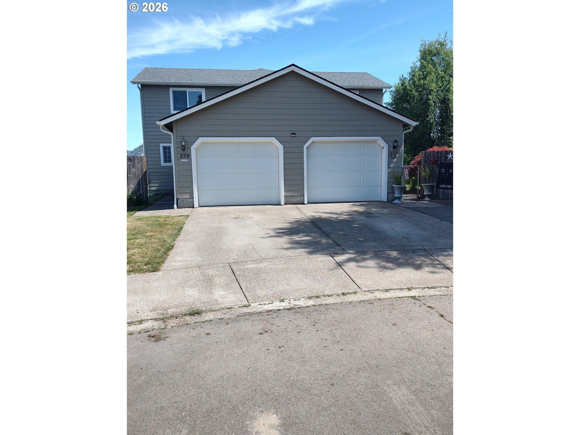 Smith Loop, Springfield, OR 97478