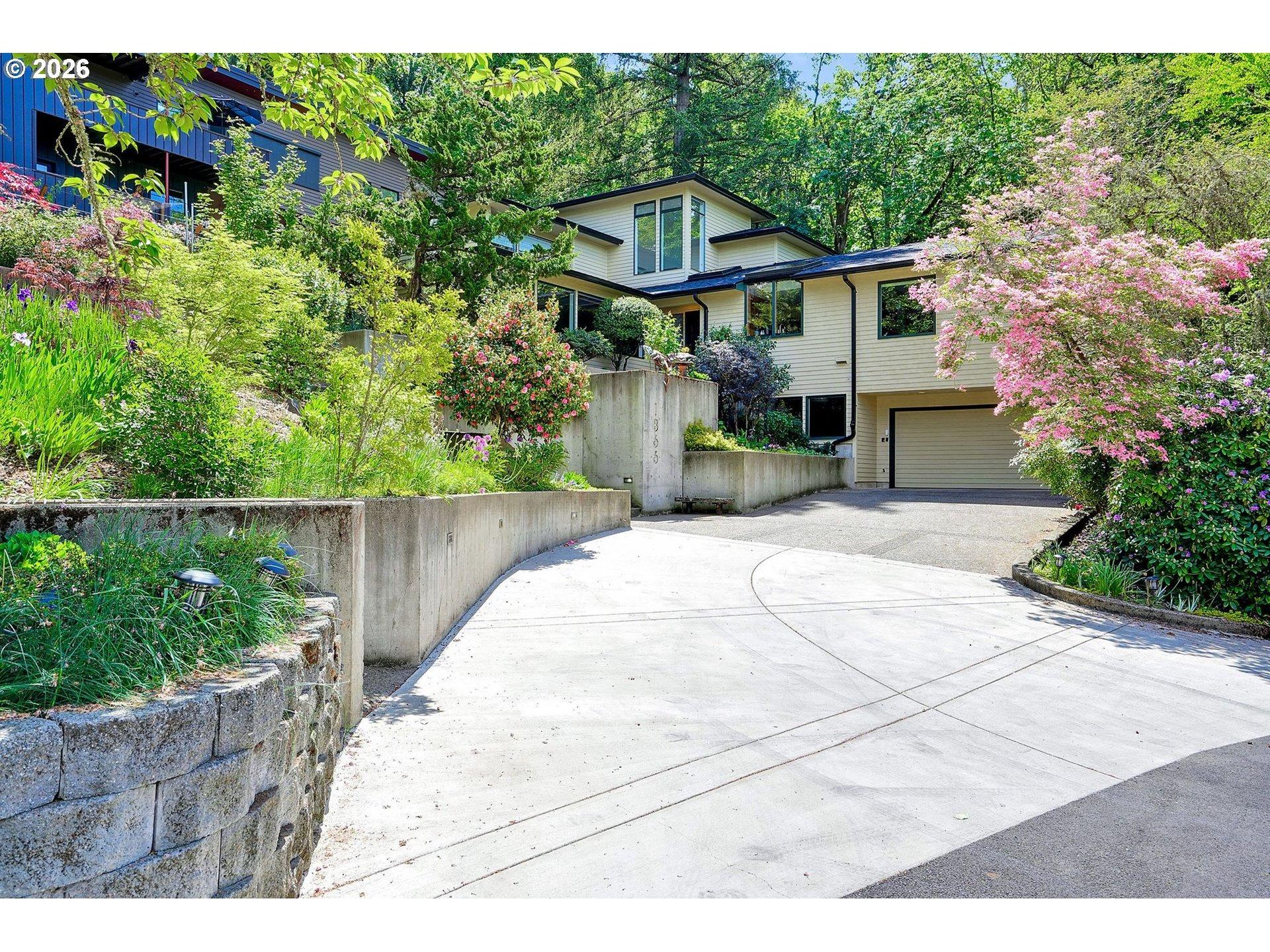Merritt St S, Salem, OR 97302