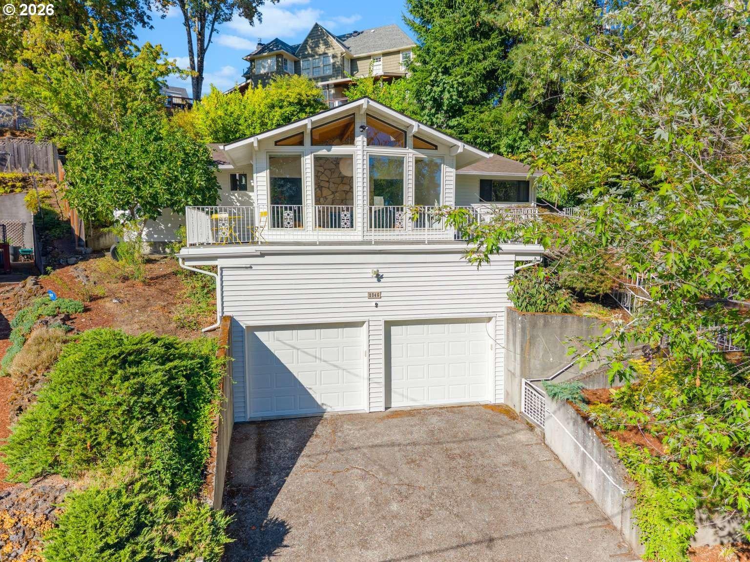 Ne Ridgewood Dr, Portland, OR 97212