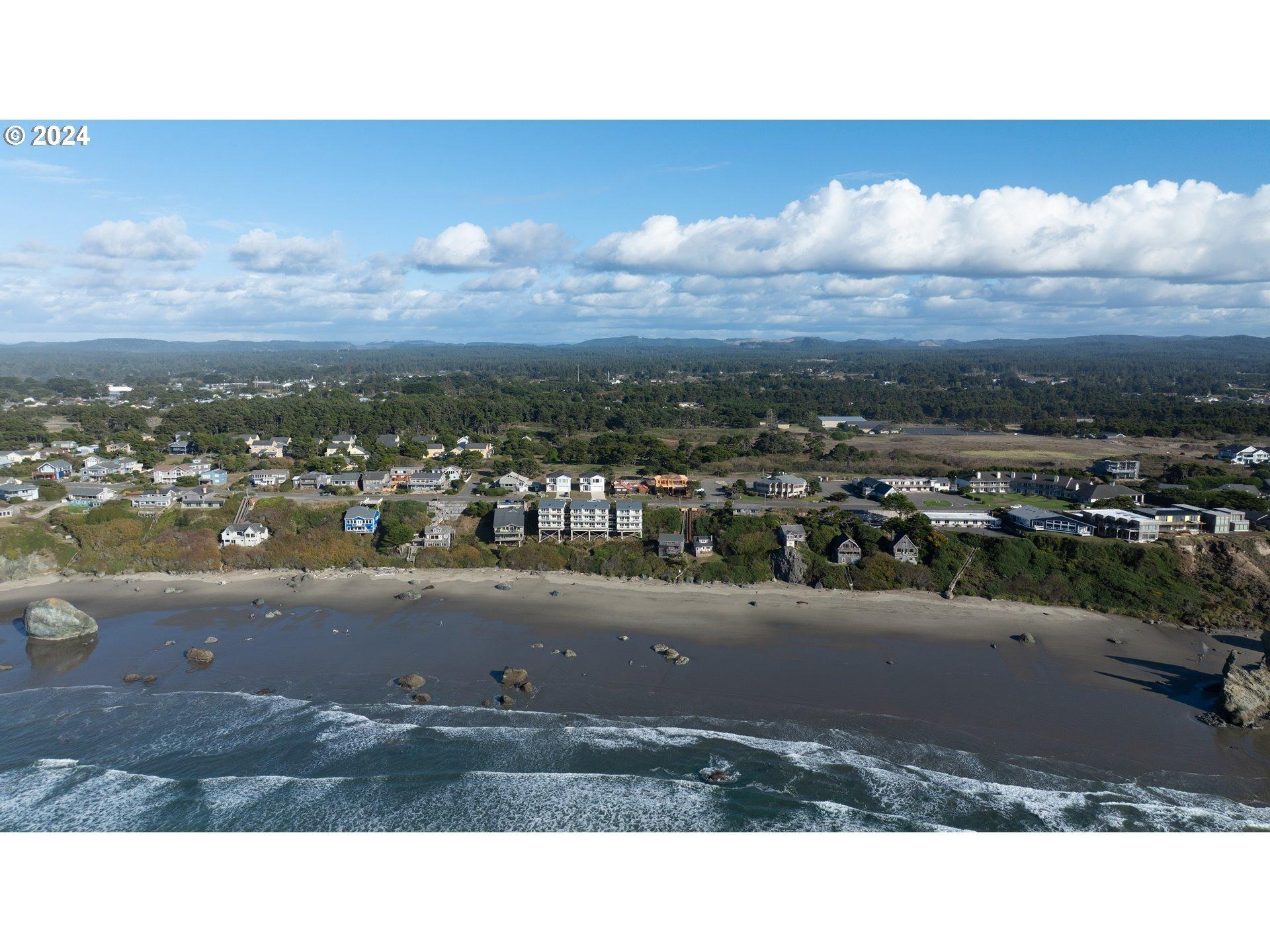 Beach Loop Dr Sw, Bandon, OR 97411
