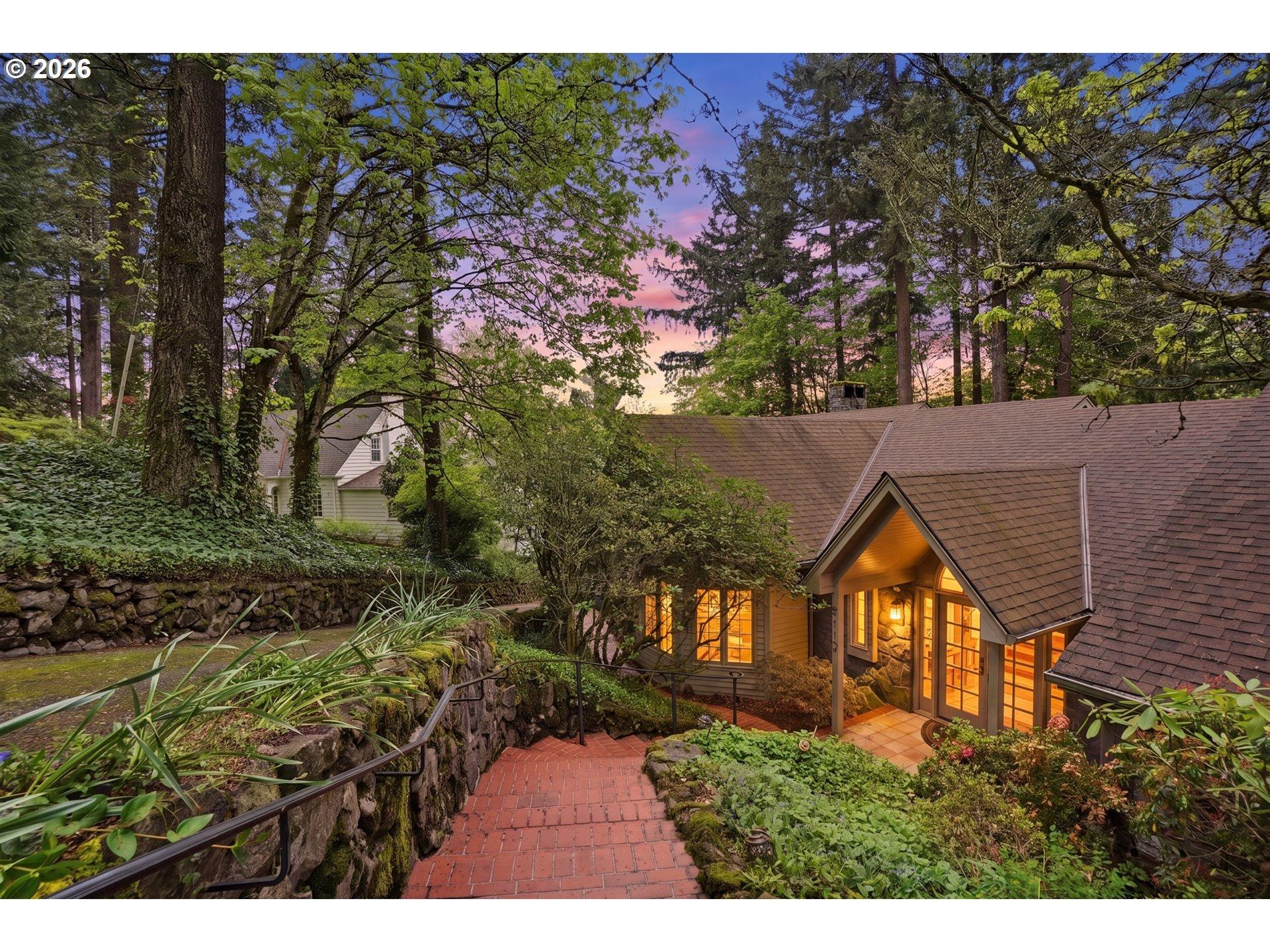 Sw Hewett Blvd, Portland, OR 97221