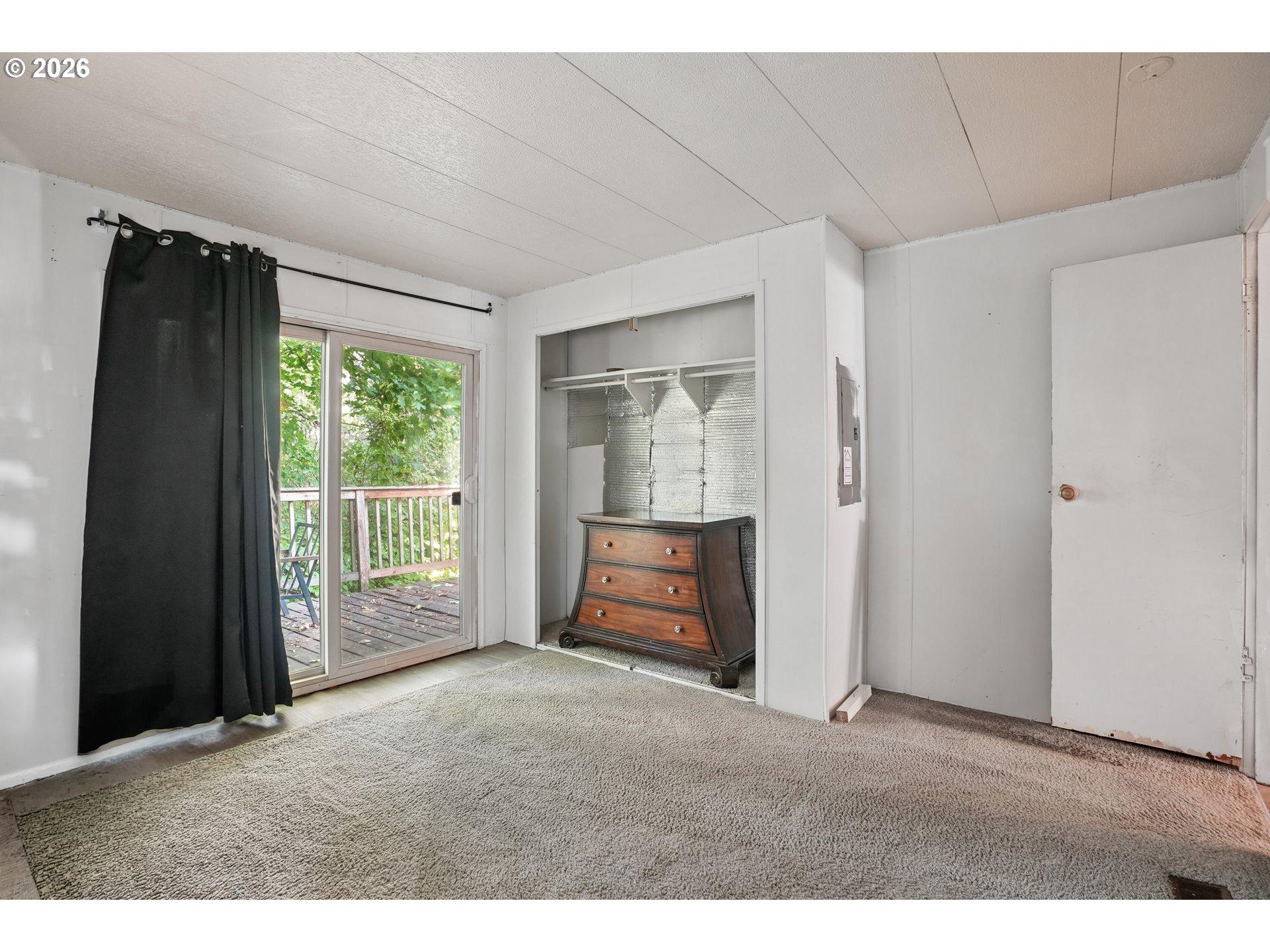 Se Monterey Ave, Portland, OR 97222