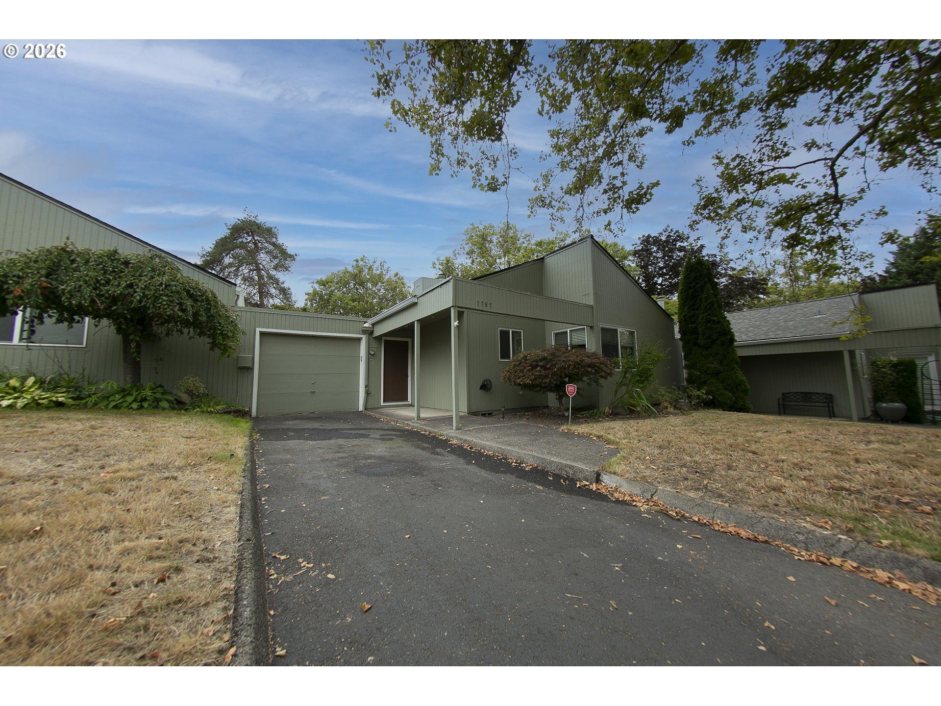 Nw Rolling Hill Dr, Beaverton, OR 97006