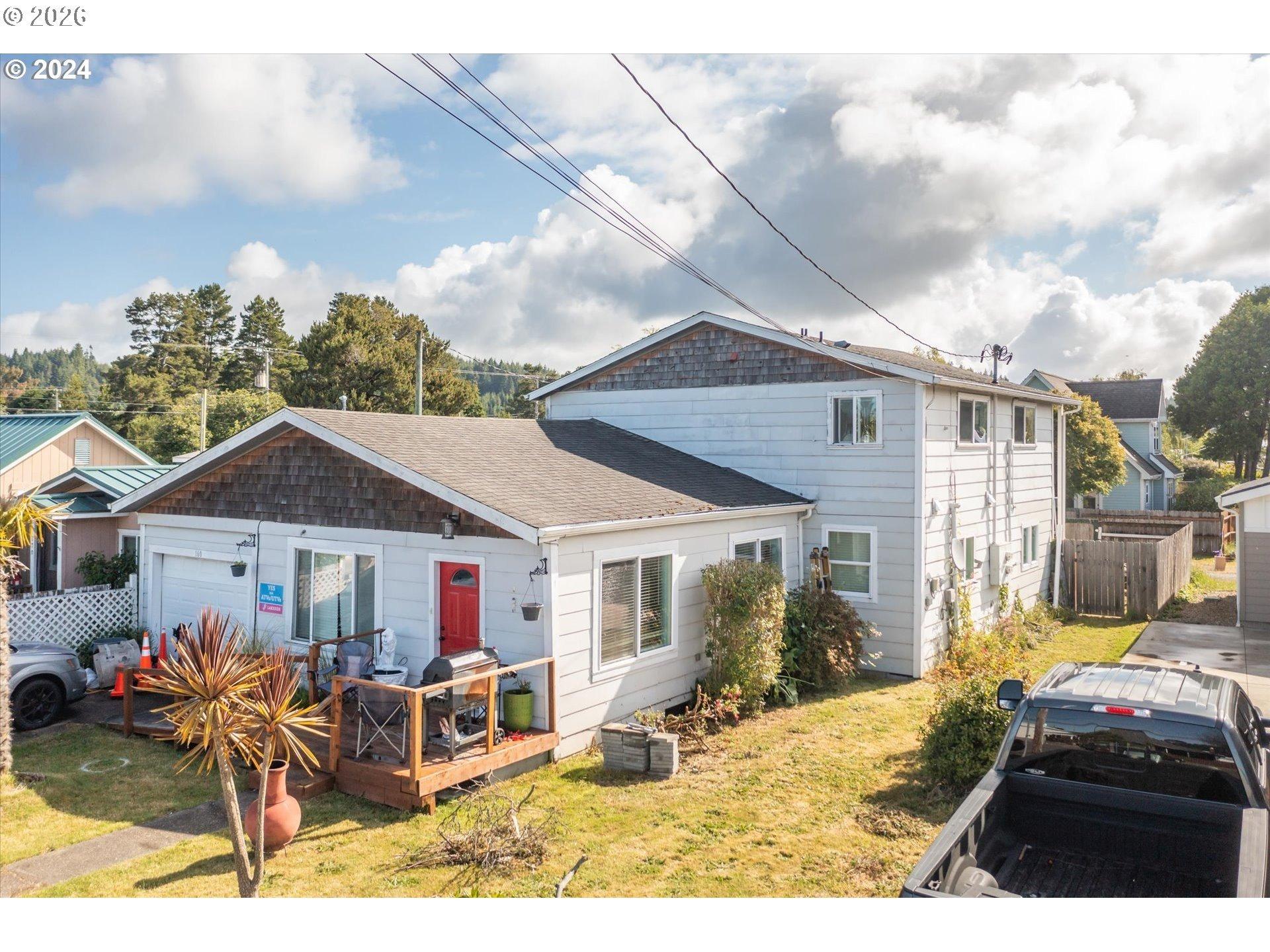 N 8th St, Lakeside, OR 97449