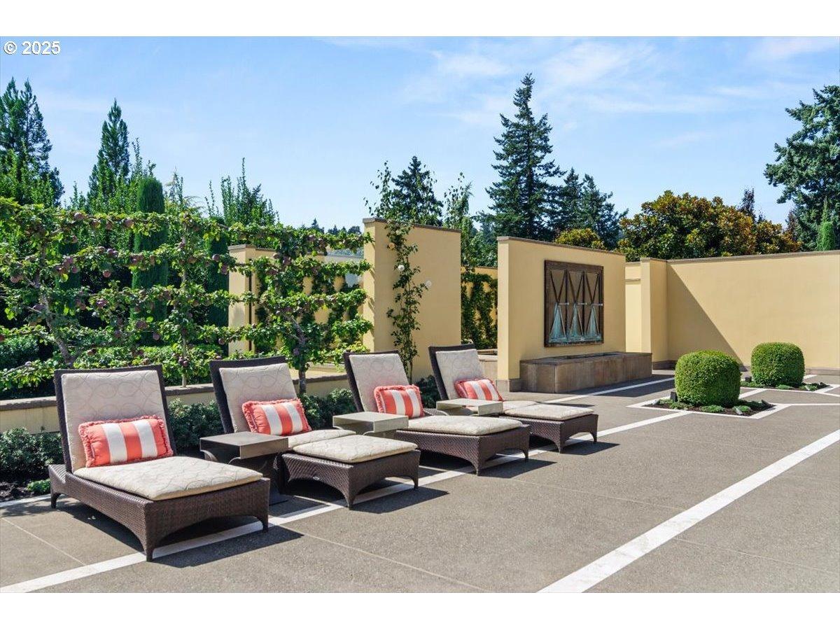 Valley Way Se, Turner, OR 97392