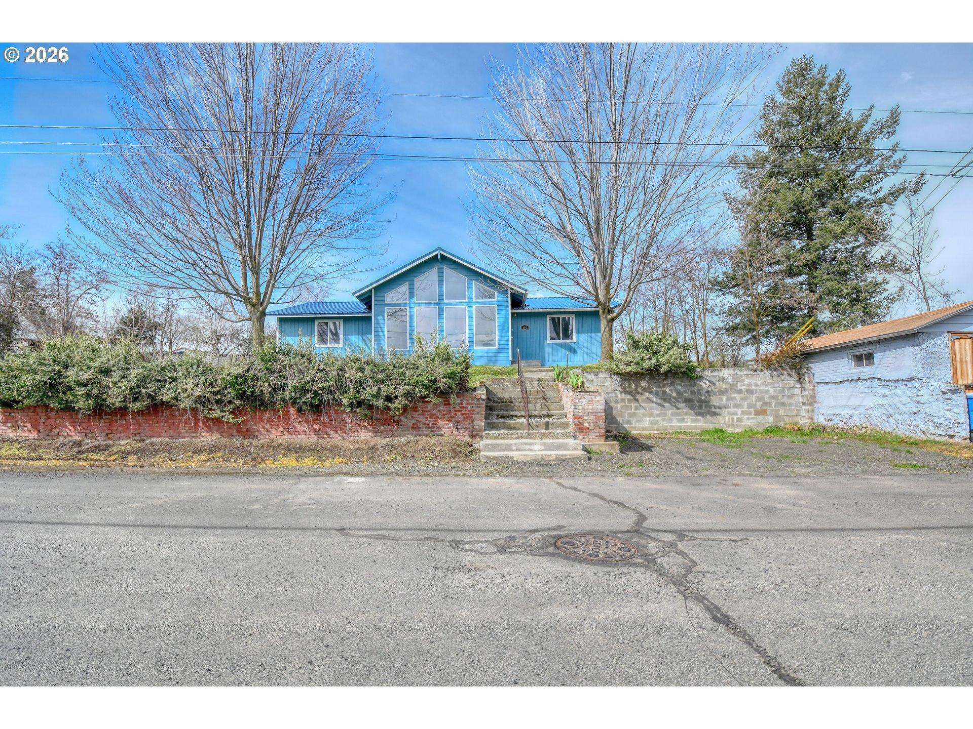 S Washington St, Weston, OR 97886