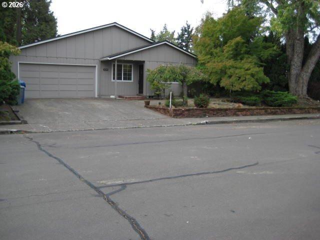 Snoopy Ct Ne, Salem, OR 97301