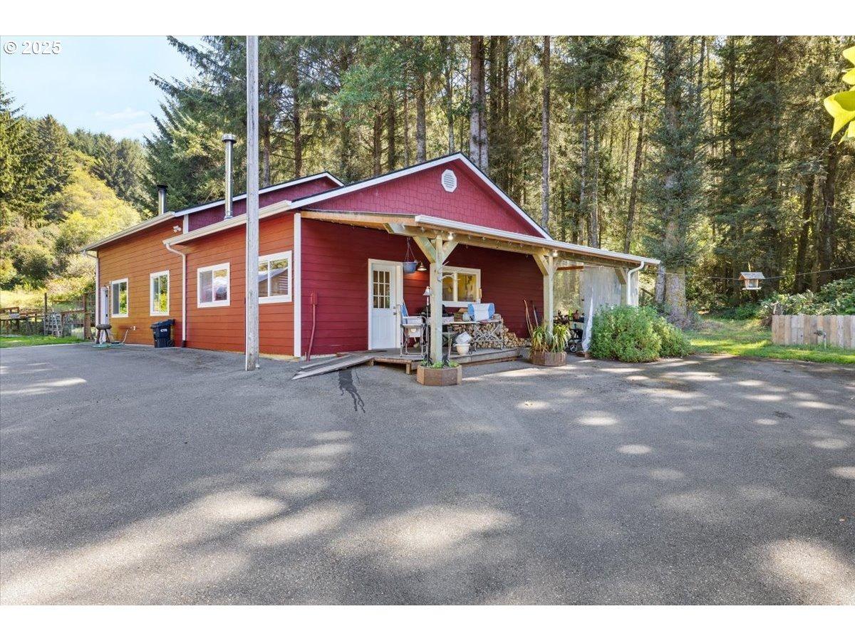 Highway 101 S, Brookings, OR 97415