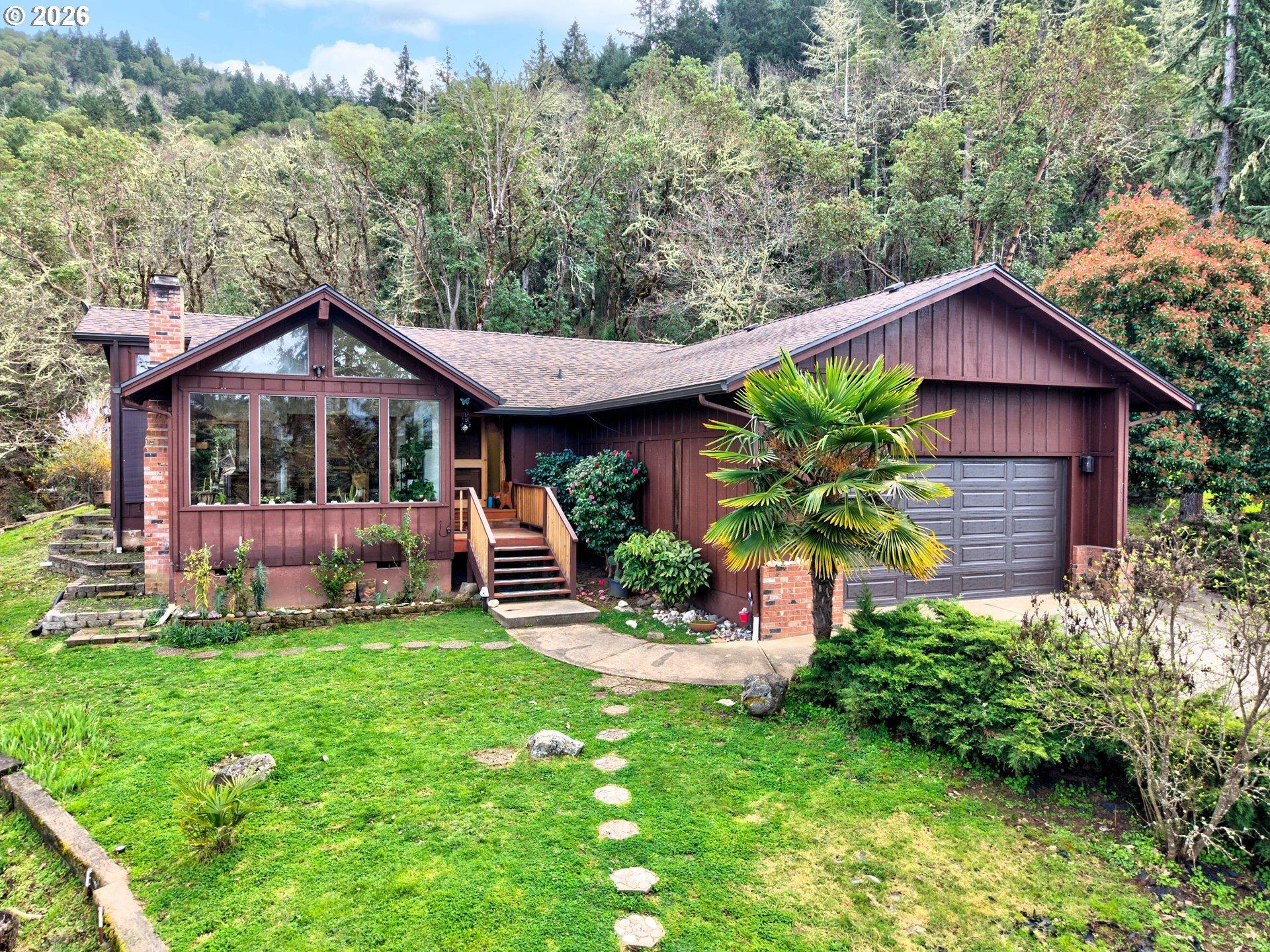 Plin St, Myrtle Creek, OR 97457