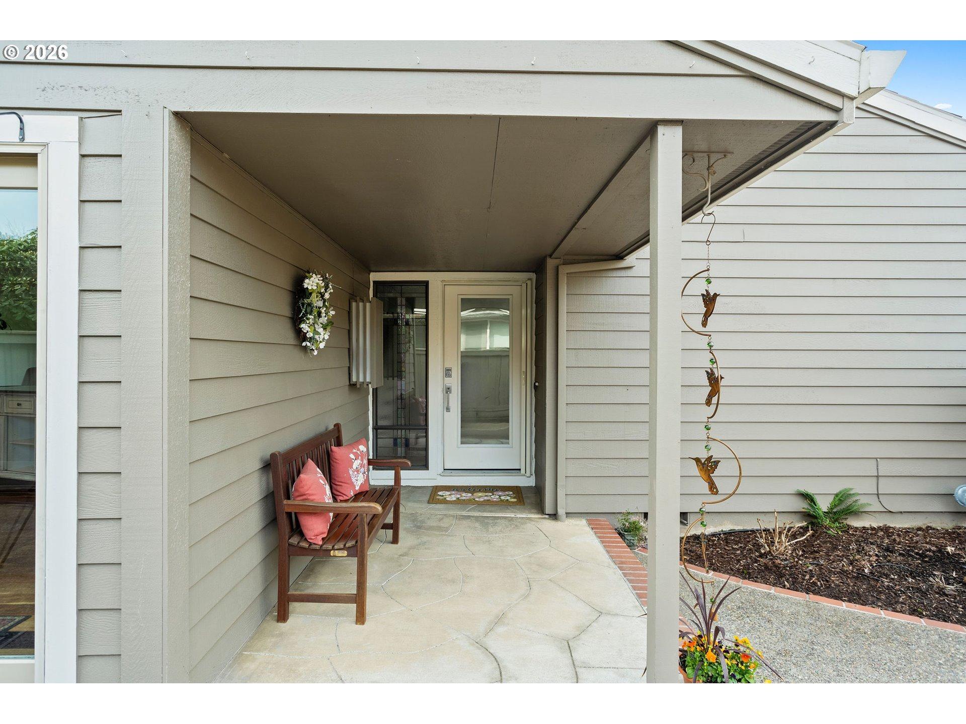 Sw Lake Point Ct, Wilsonville, OR 97070