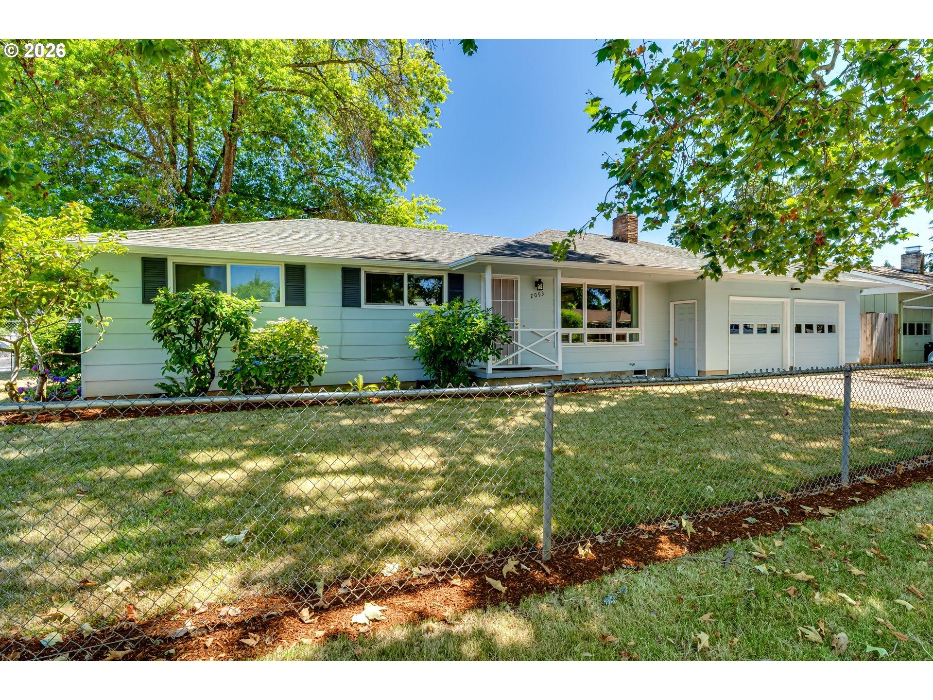 Grove St, Eugene, OR 97404