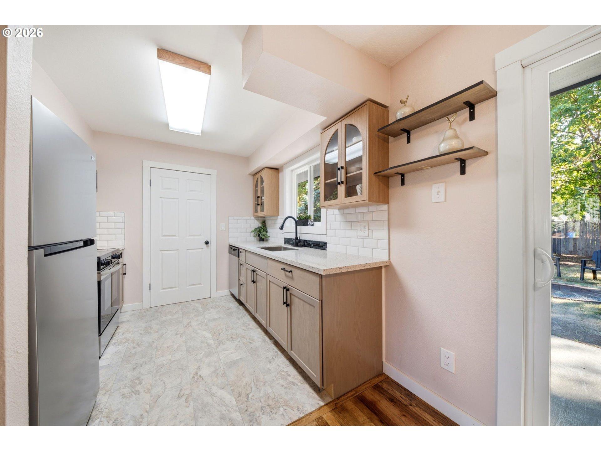 Se 162nd Ave, Portland, OR 97233