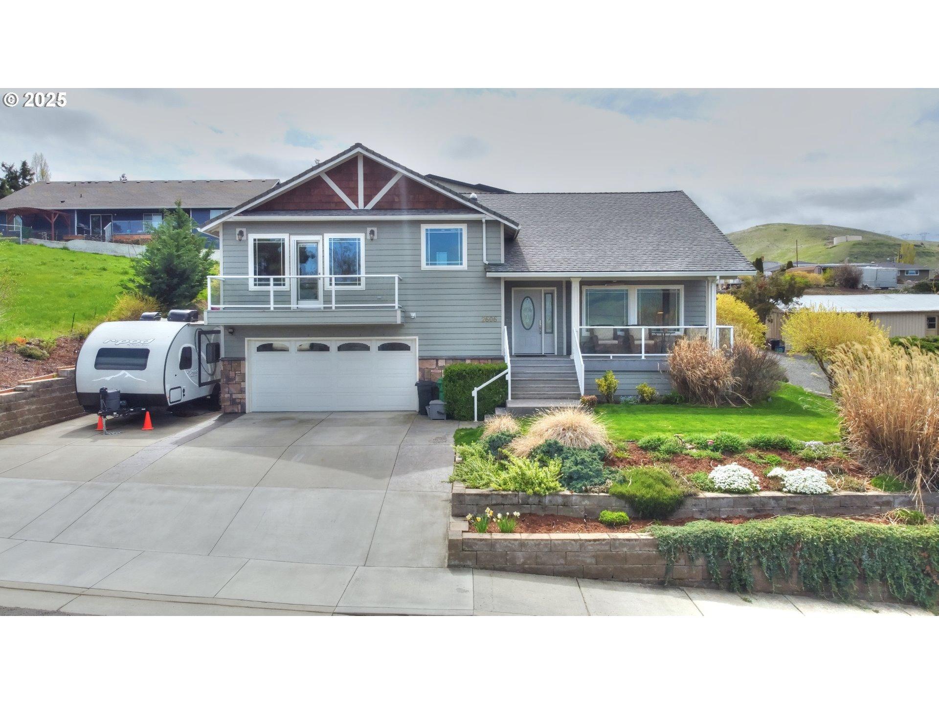 E 10th St, The Dalles, OR 97058