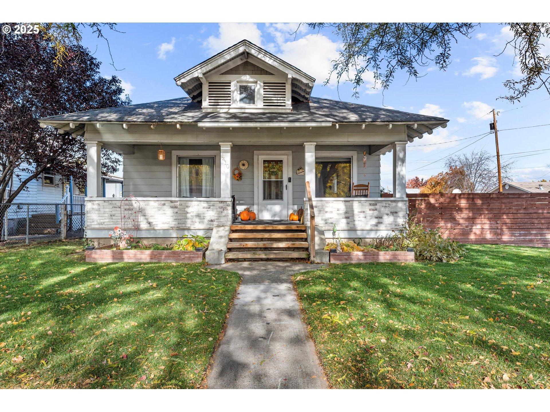Valley Ave, Baker City, OR 97814