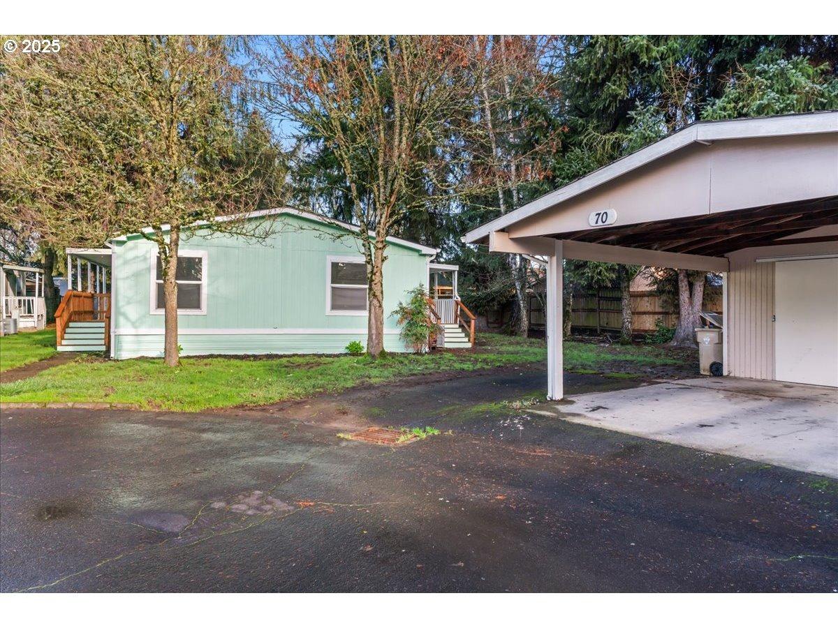 Columbus St Se, Albany, OR 97322