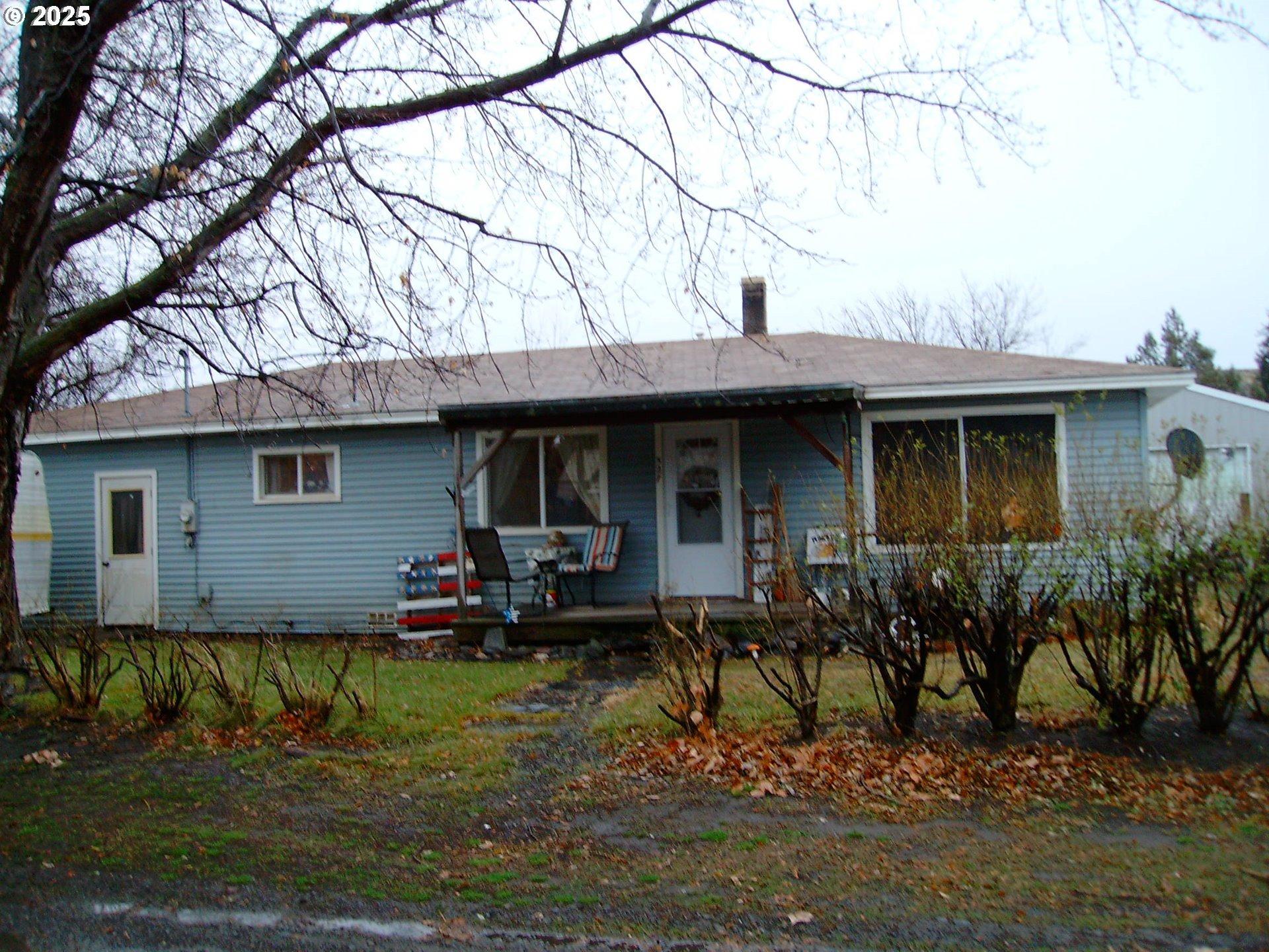 S Dewey St, Union, OR 97883