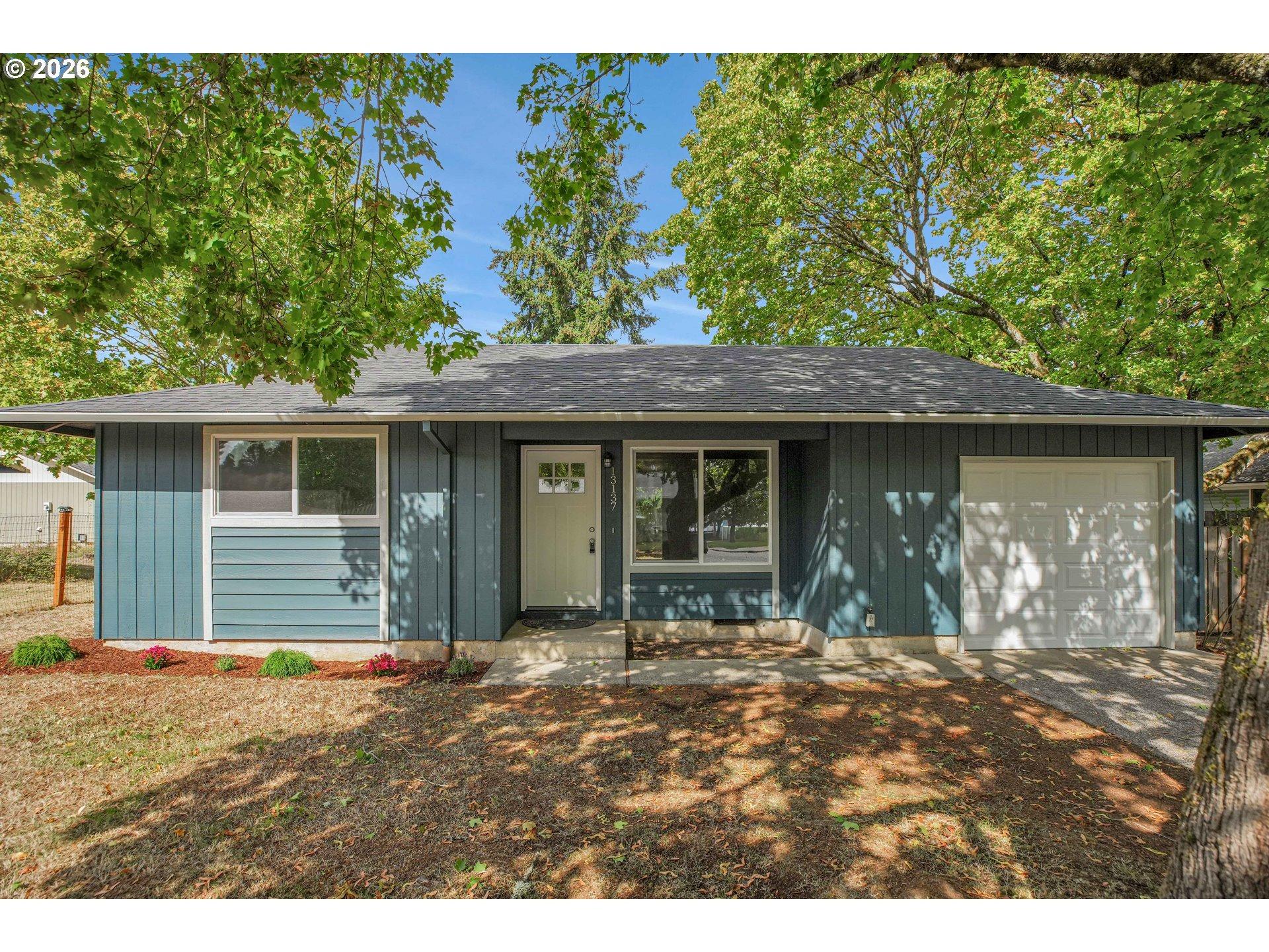 Se Francis St, Portland, OR 97236