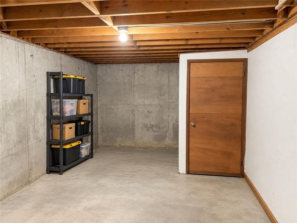 Lakewood Dr Ne, Conyers, GA 30013