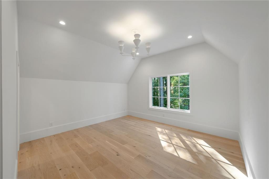Cravenridge Dr Ne, Brookhaven, GA 30319