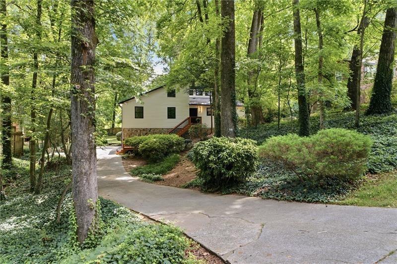 Stoney Brook Ln Ne, Marietta, GA 30062