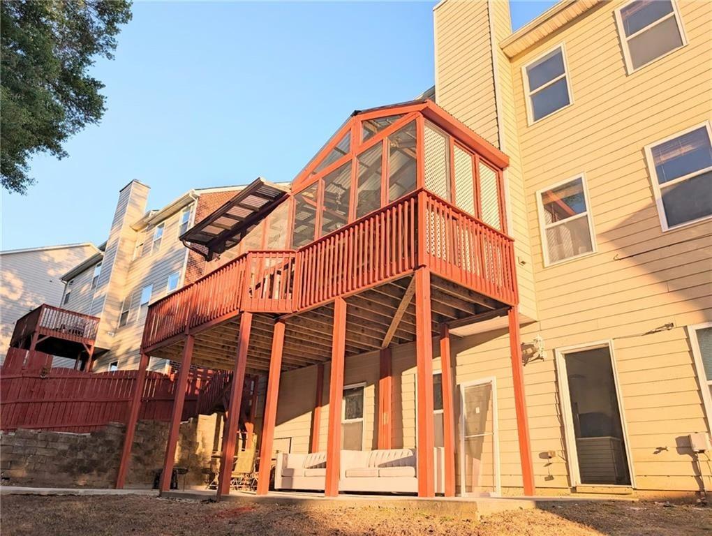 Eaglerock Dr, Suwanee, GA 30024