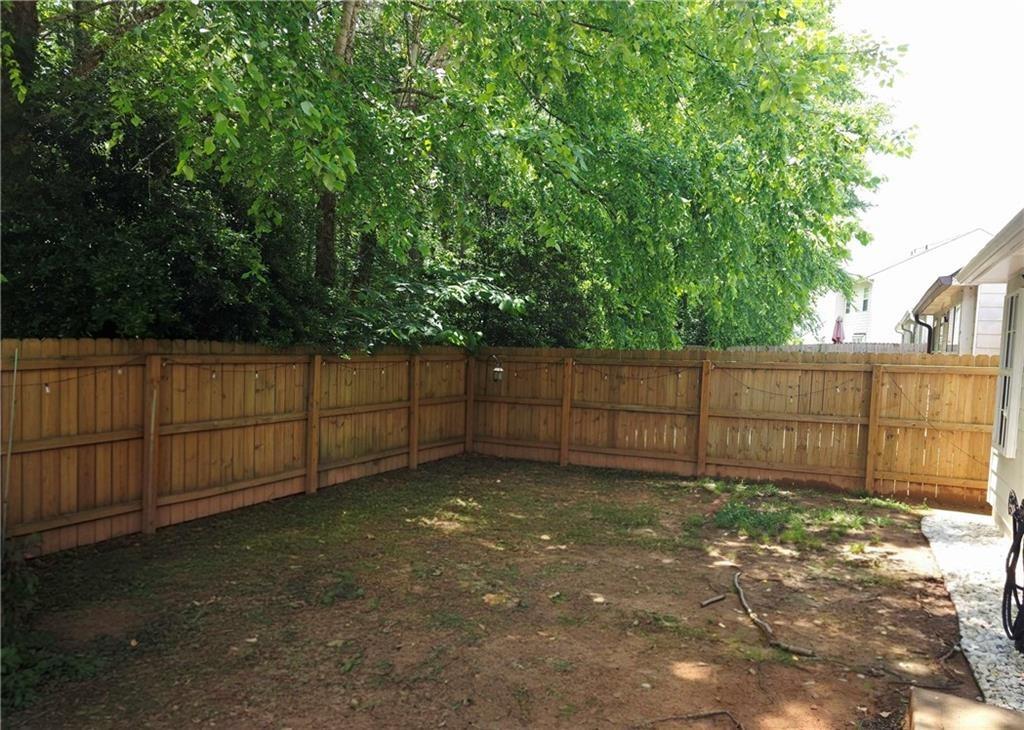 Ravenwood Pl, Union City, GA 30291