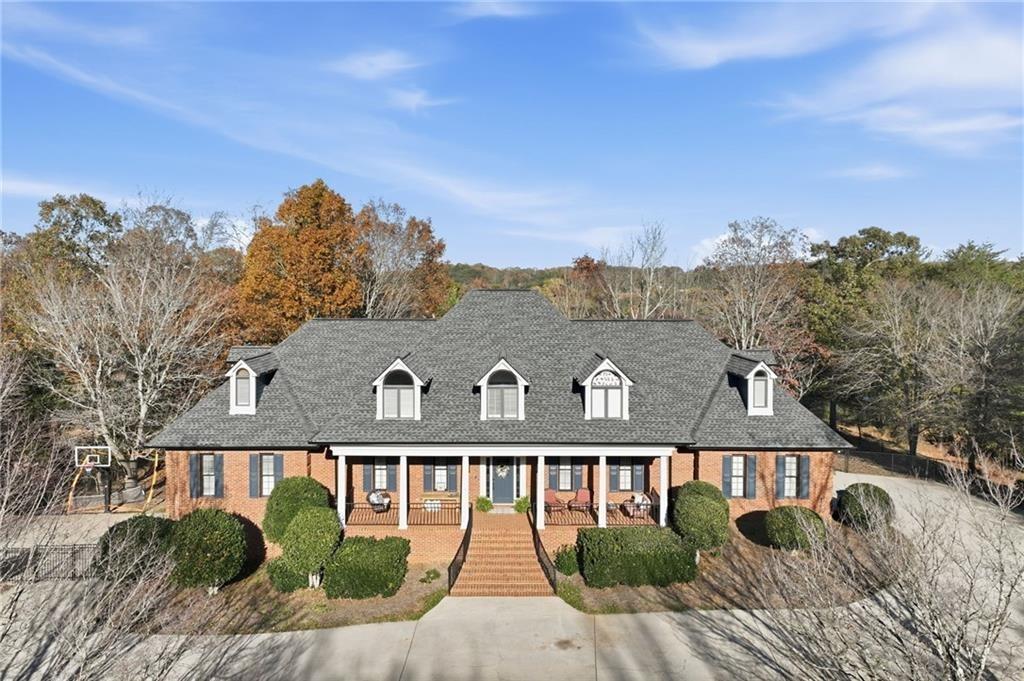 Waters Edge Dr, Gainesville, GA 30504