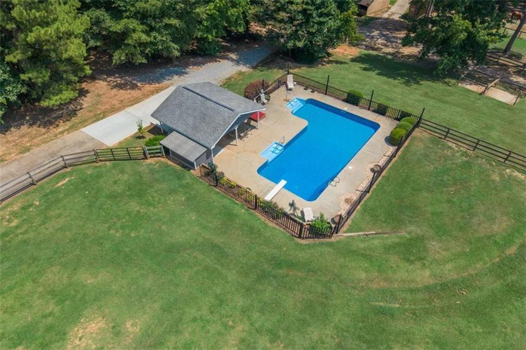 Cook Rd, Oxford, GA 30054