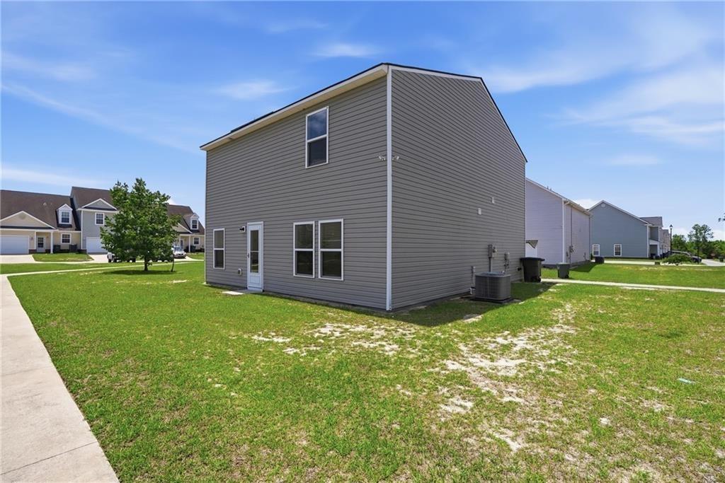 Rendell Ln, Hinesville, GA 31313