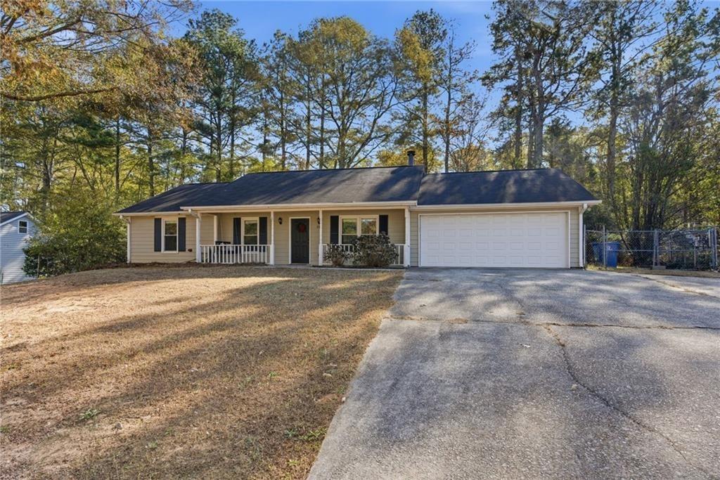 Springbrook Dr, Auburn, GA 30011
