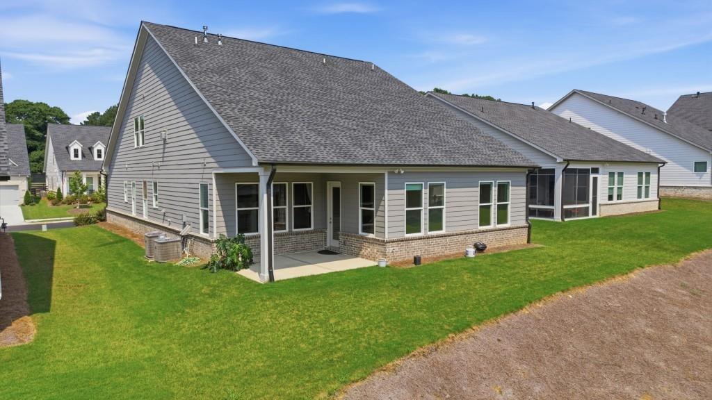 Mooney Rd, Woodstock, GA 30188