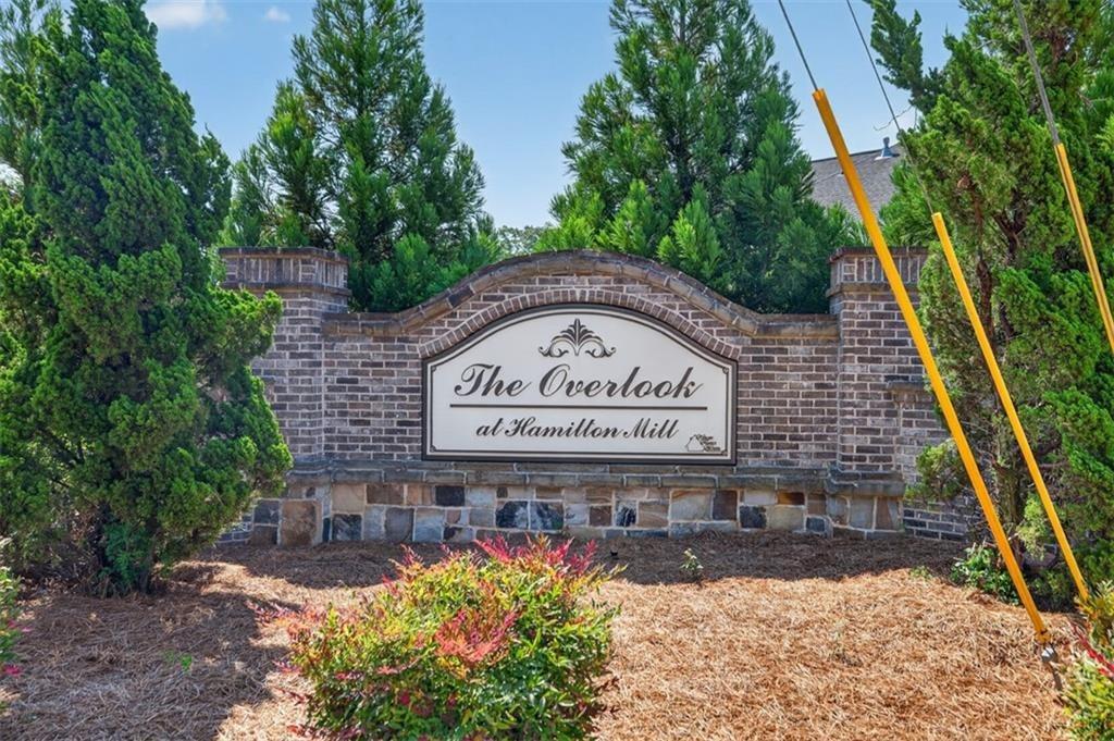 Woodline View Cir, Auburn, GA 30011