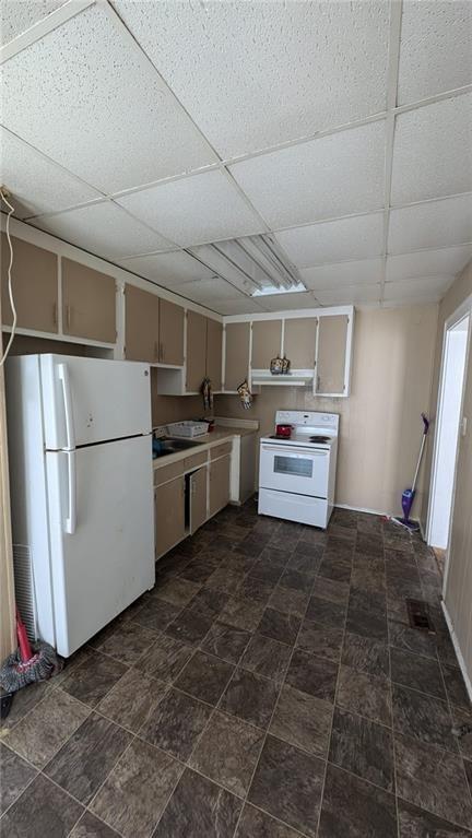 Villa Esta Cir, Macon, GA 31206