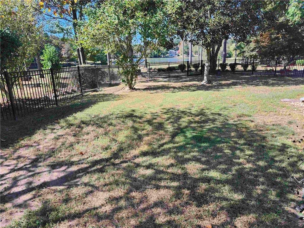 Ridgelake Dr, Villa Rica, GA 30180