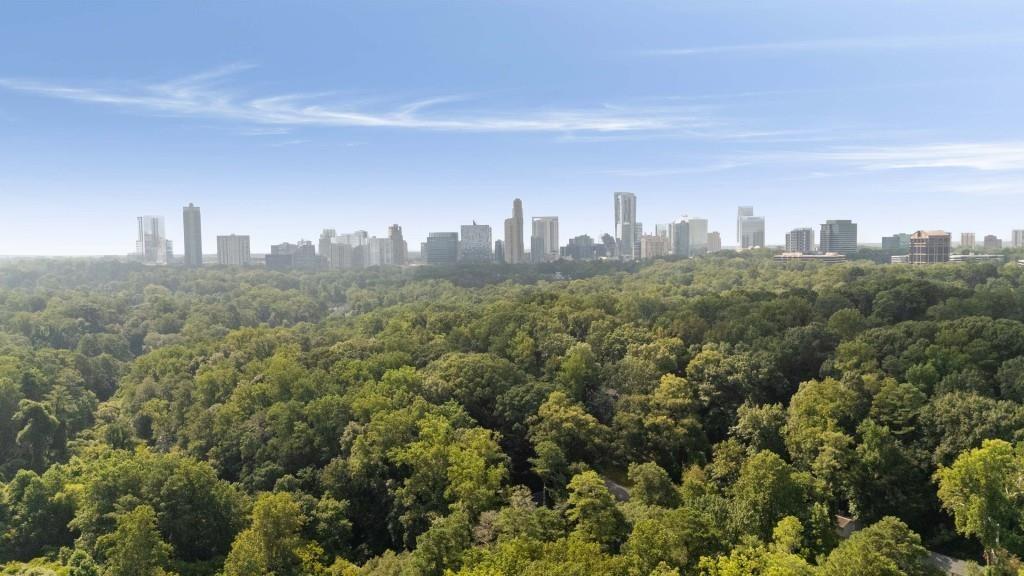 Haverhill Dr Ne, Atlanta, GA 30342