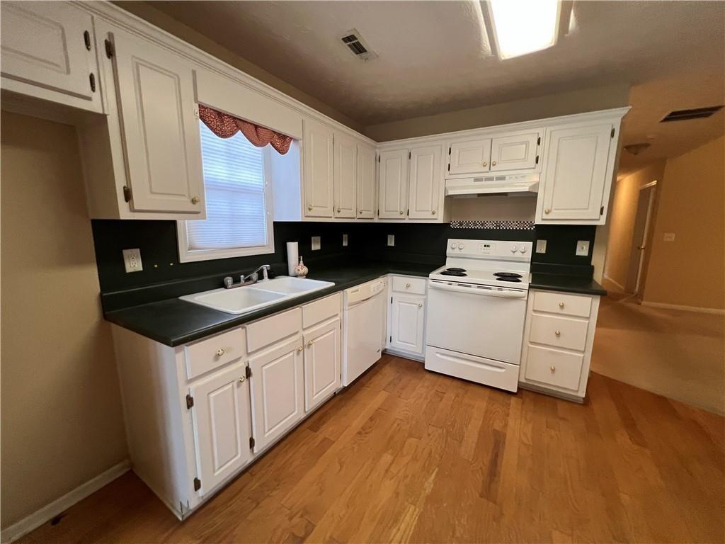 Salem Cove Trl Se, Conyers, GA 30013