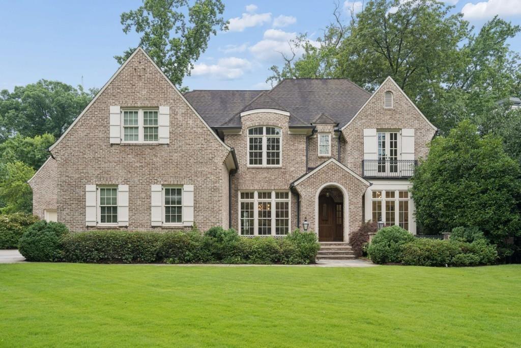 Doncaster Dr Ne, Atlanta, GA 30309