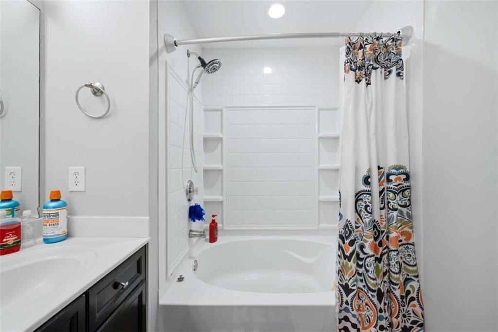 Hoods Fort Cir Nw, Kennesaw, GA 30144