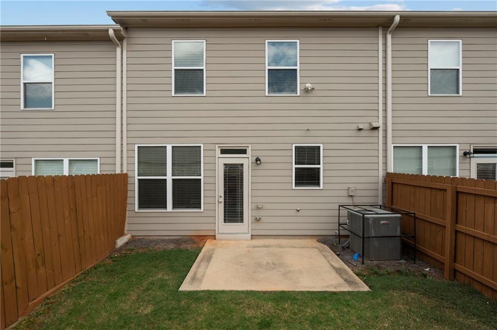 Arnage Dr, Lithonia, GA 30058