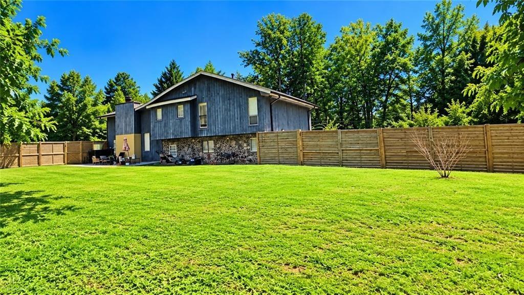 Redona Dr, Atlanta, GA 30349