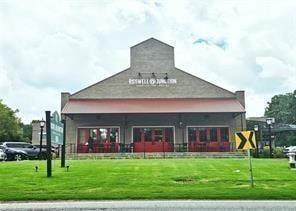 Riverview Trl, Roswell, GA 30075