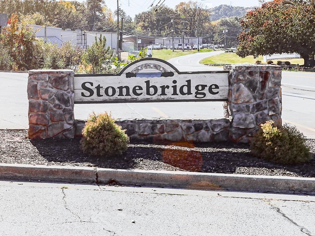 White Oak Dr Se, Cartersville, GA 30121